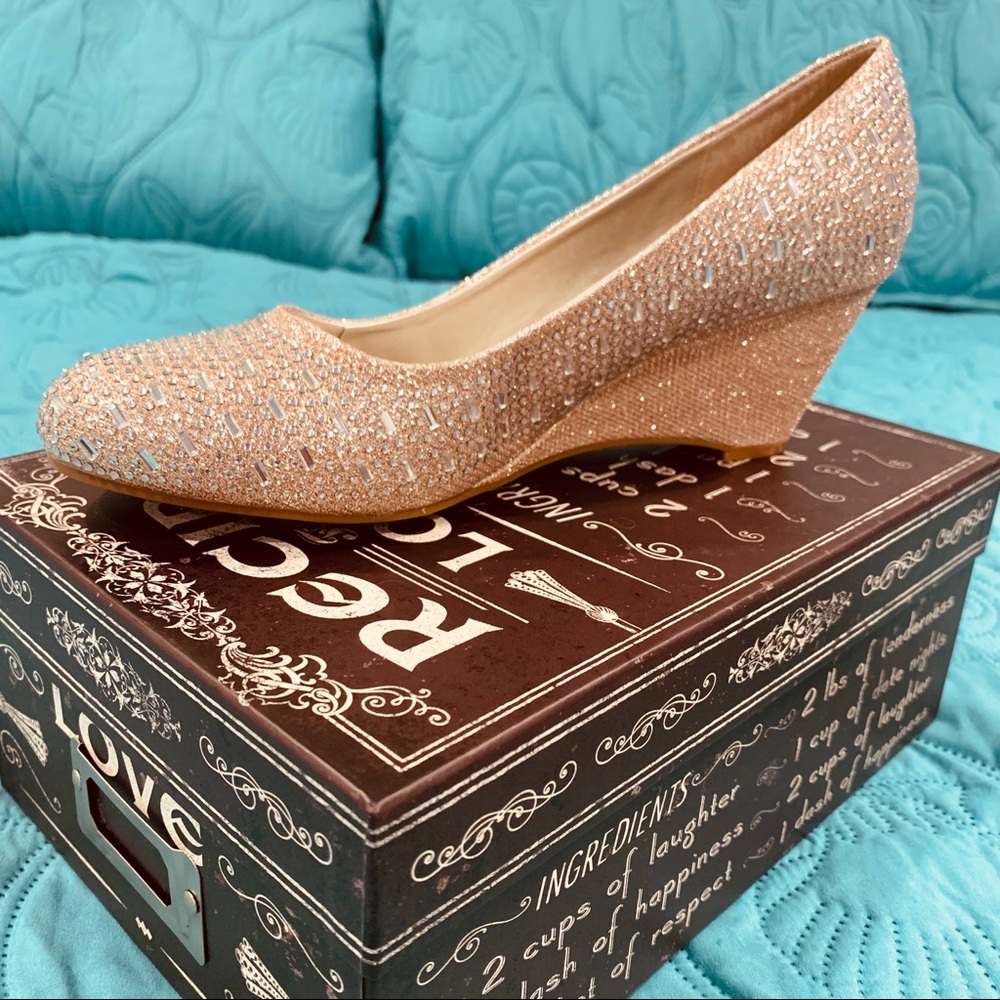 Glamorous Gold Wedges